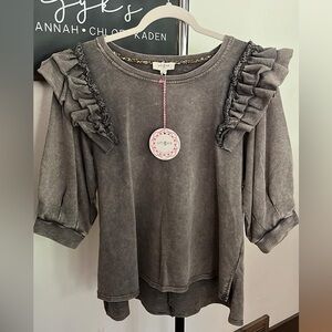 Umgee ruffle sleeve sweatshirt, nwt. Sz large